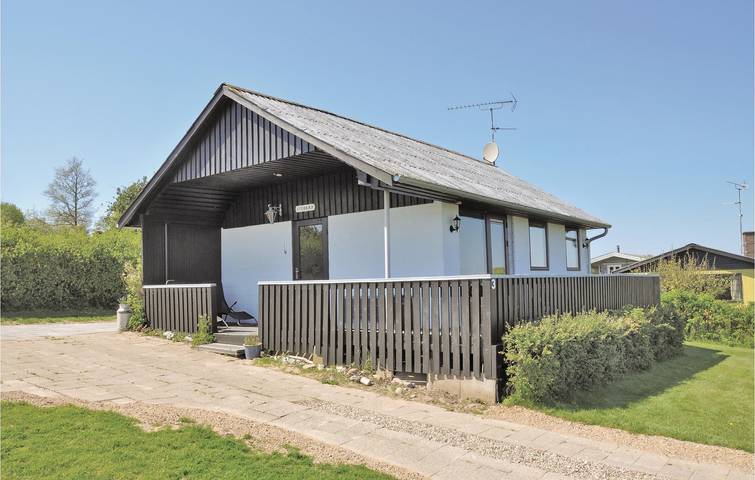Ferienhaus für 4 Personen, mit Terrasse und Garten in Nørre Kettingskov