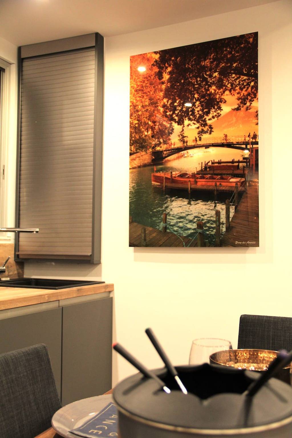 Entire apartment, Cozy apartment between lake and mountains in Annecy, Annecy region