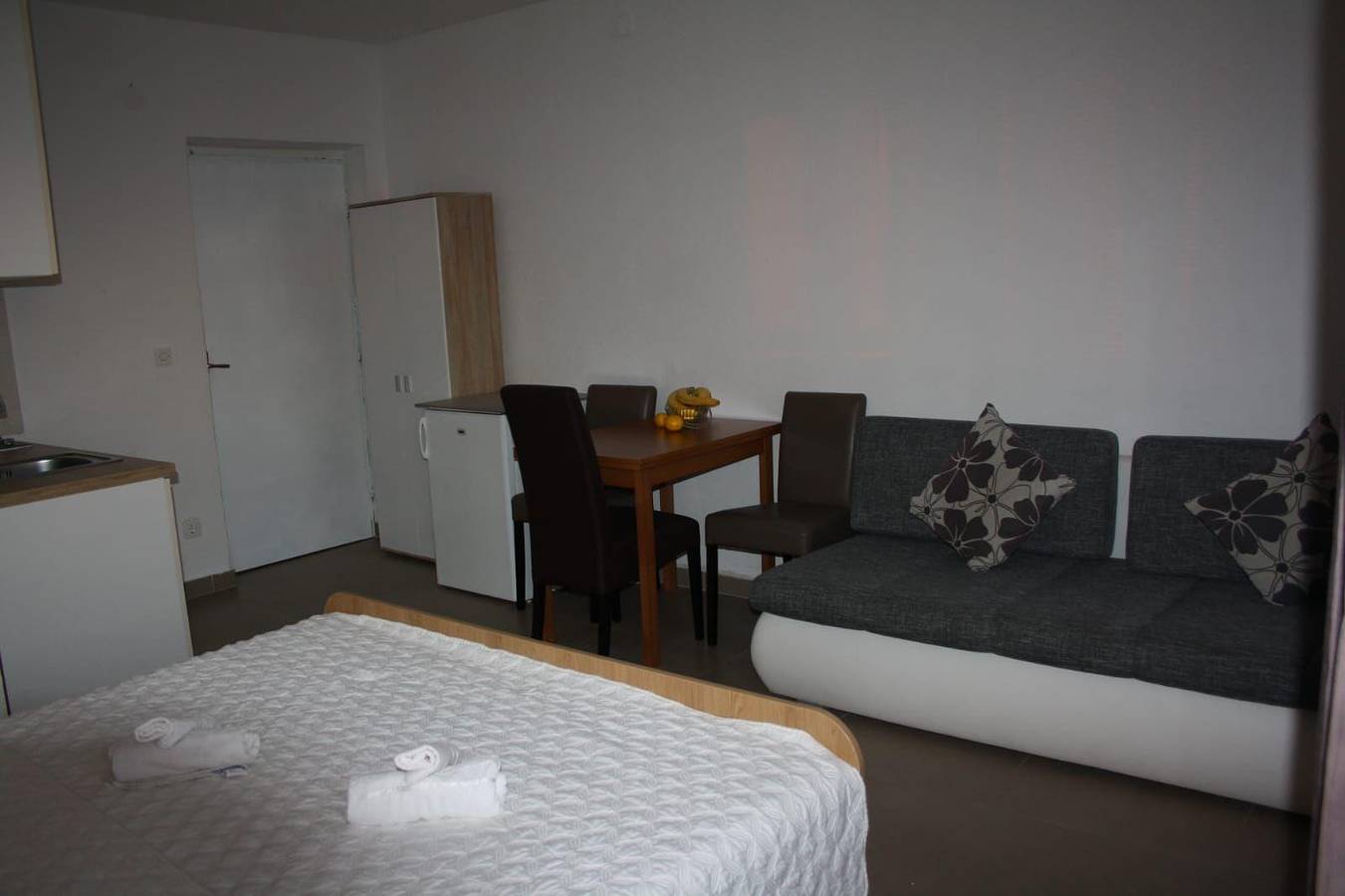 Entire holiday apartment, Studio for 2 persons  + 1 child approx. 25 qm in Omiš, Dalmatia (Central Dalmatia) in Omis, Split-Dalmatia
