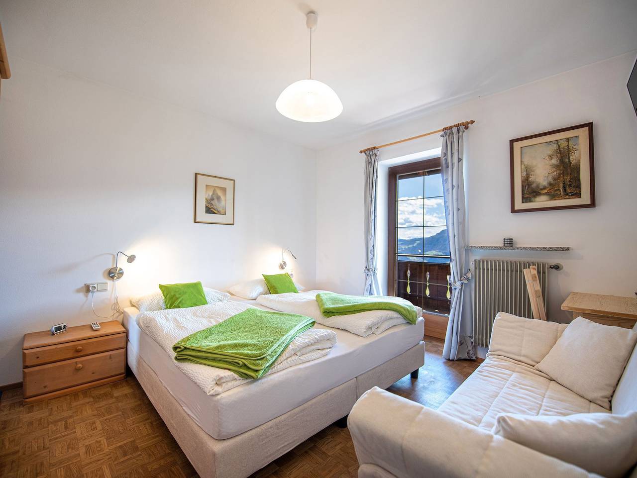 Ganze Ferienwohnung, Bonichhof - Ciel - Doppelzimmer mit Panoramabalkon in Tschöfas, Lajen