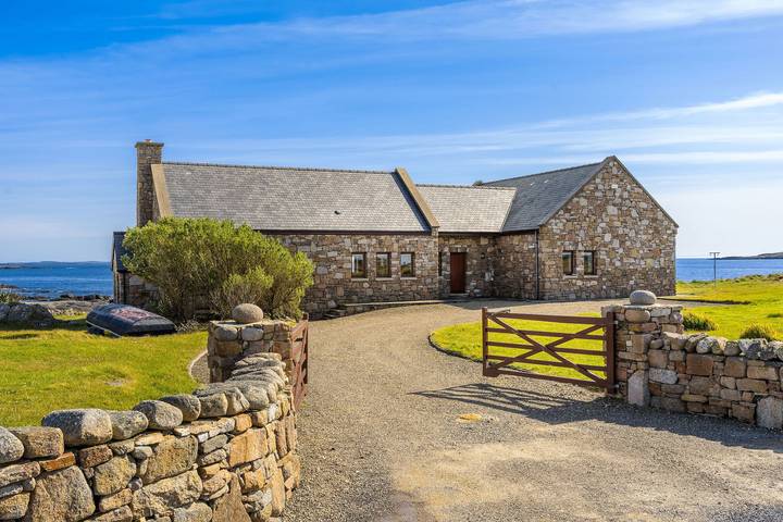 Ferienhaus für 11 Personen mit Meerblick in Sillerna ED, Connemara