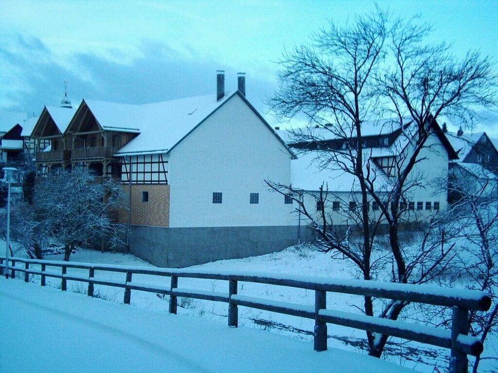 "Hochstein" Komfortable Ferienresidenz in Vöhl, Waldecker Land