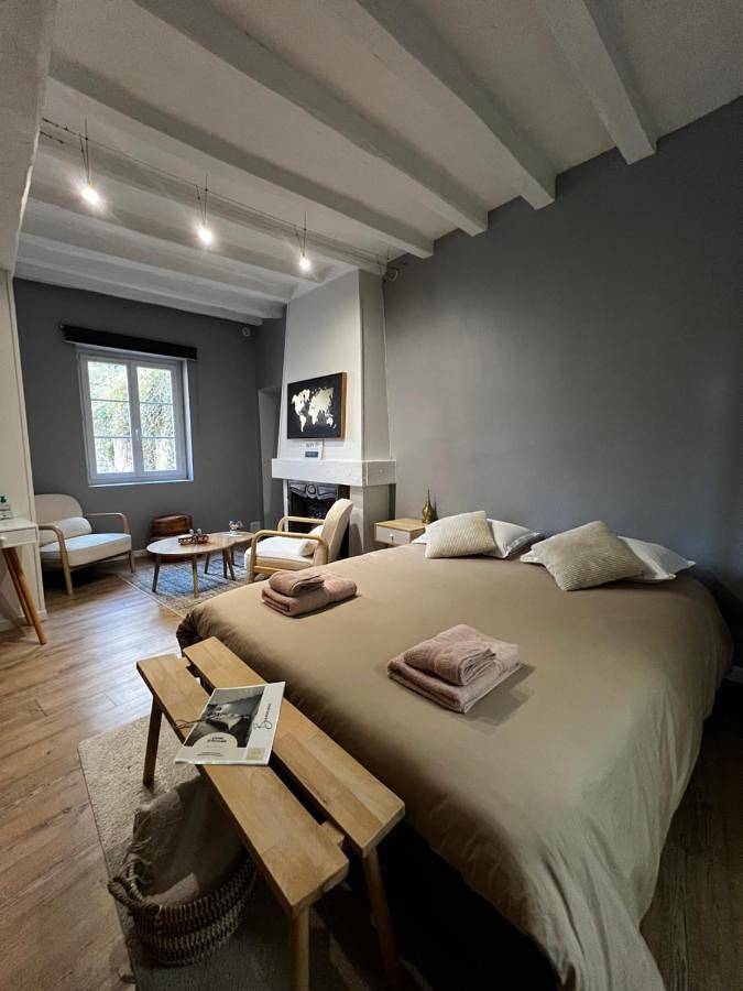 Maison d’hôte pour 3 personnes, avec terrasse et jardin, animaux acceptés