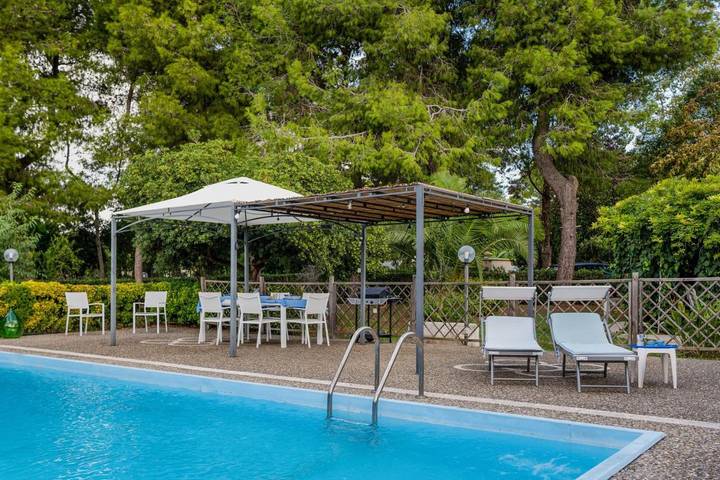 Villa pour 6 personnes, avec piscine et jardin à Lecce - 3