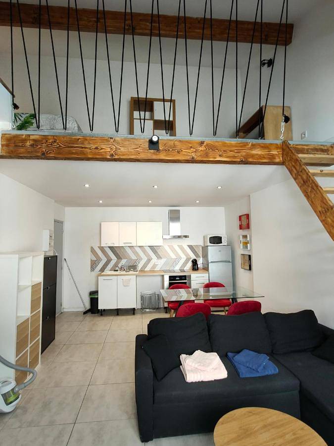Appartement entier, Joli apparemment type Loft in Cavaillon, Parc naturel régional du Luberon