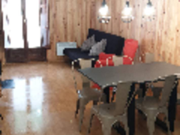 Appartement entier, Appartement de montagne avec cheminée et parking à Canfranc, proche des pistes de ski in Canfranc, Pyrénées Aragonaises