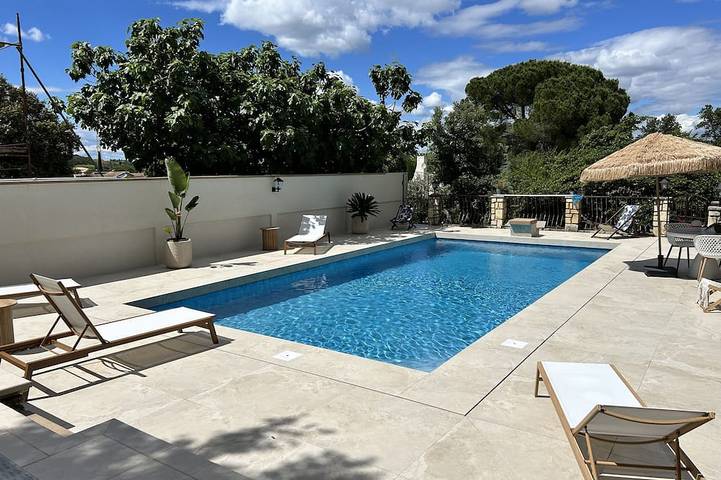 Gîte pour 4 personnes, avec Terrasse et Jardin