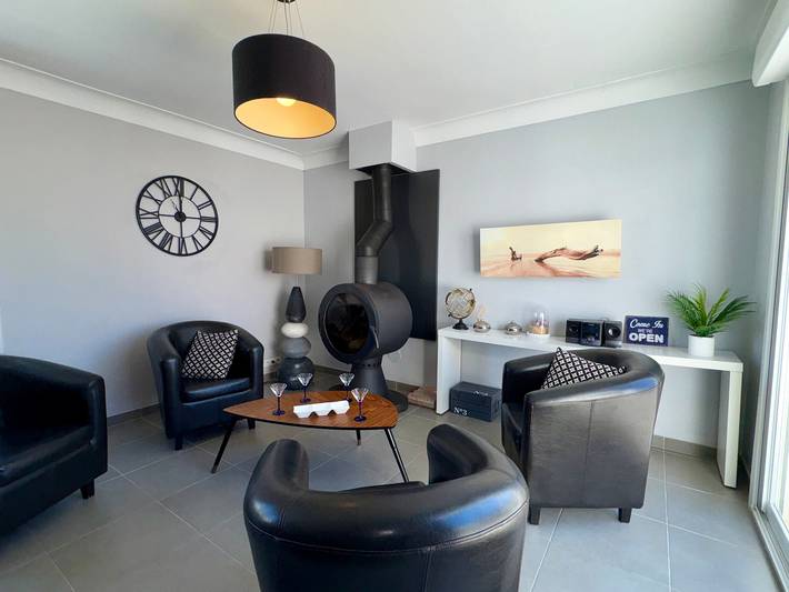 Location de vacances pour 10 personnes, avec terrasse et jardin, animaux acceptés à Saint-Jean-de-Monts - 3