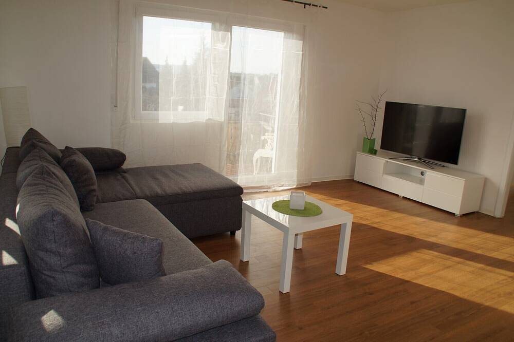 Appartement entier, Appartement exclusif à Baach parmi les vignobles de Winnenden près de Stuttga in Winnenden, Arrondissement de Rems-Murr