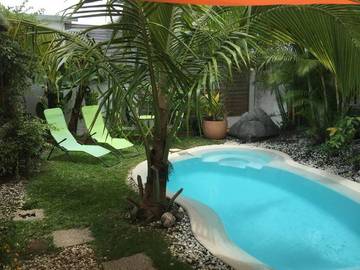 Villa pour 5 personnes, avec jardin et jacuzzi ainsi que piscine et bassin pour enfant, animaux acceptés sur l' Île de la Réunion