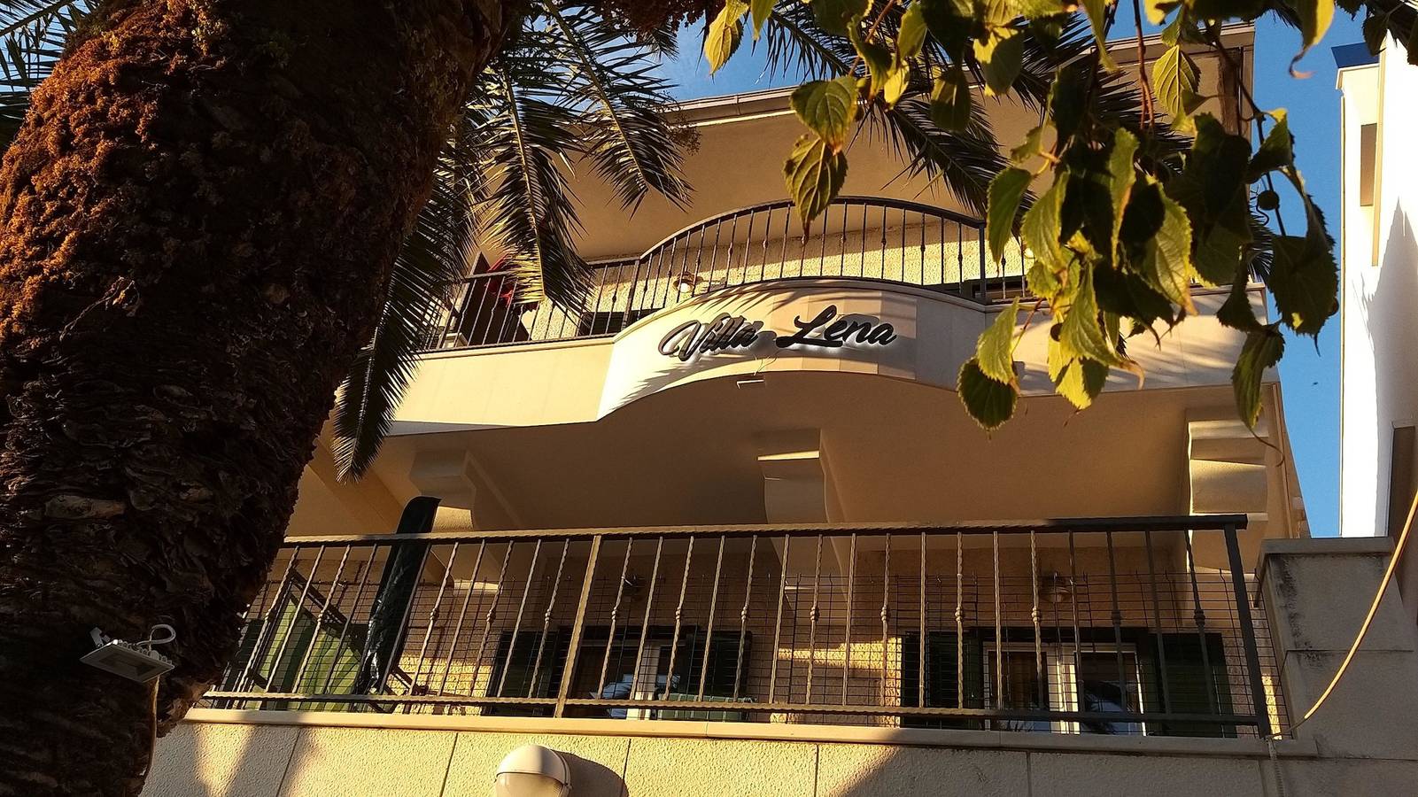 Apartamento vacacional entero, Villa Lena Ap.1. in Podgora, Rivera de Makarska