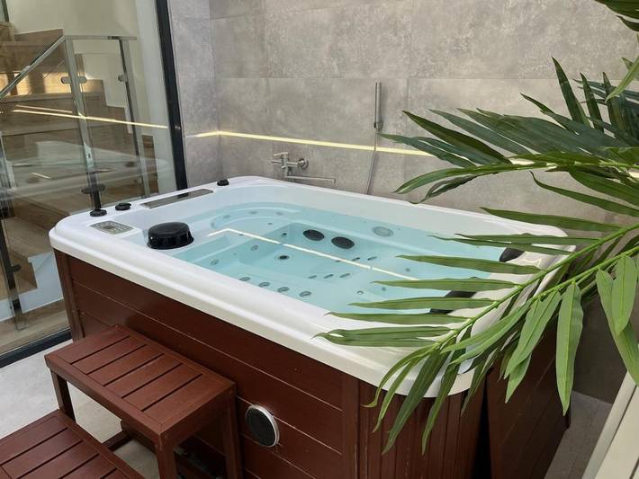 Casa rural para 4 personas, con balcón además de jacuzzi y piscina en Corredor De Almansa - 2