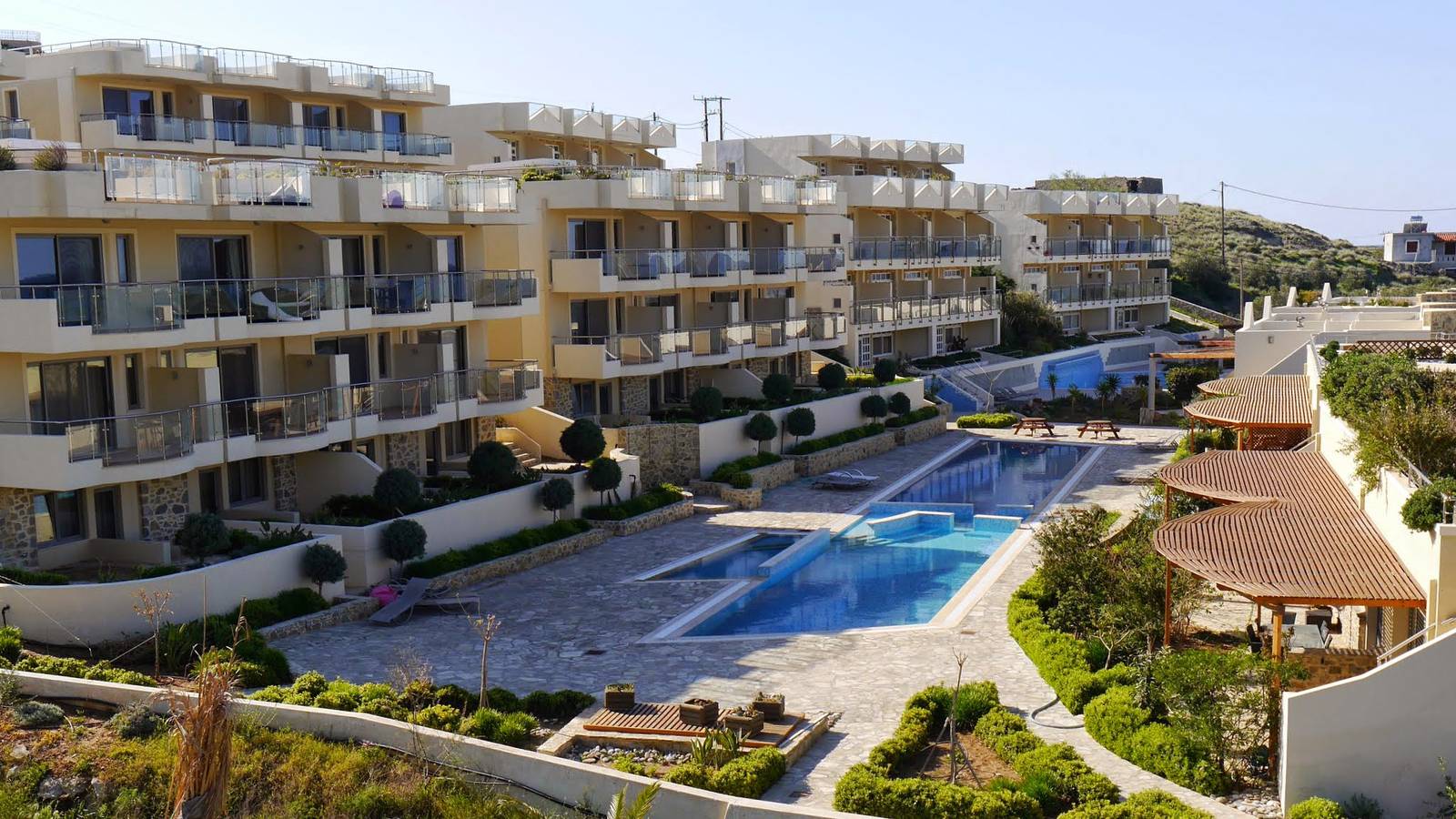 Entire holiday apartment, Elegant, Modern With Shared Swimming Pools in South Crete