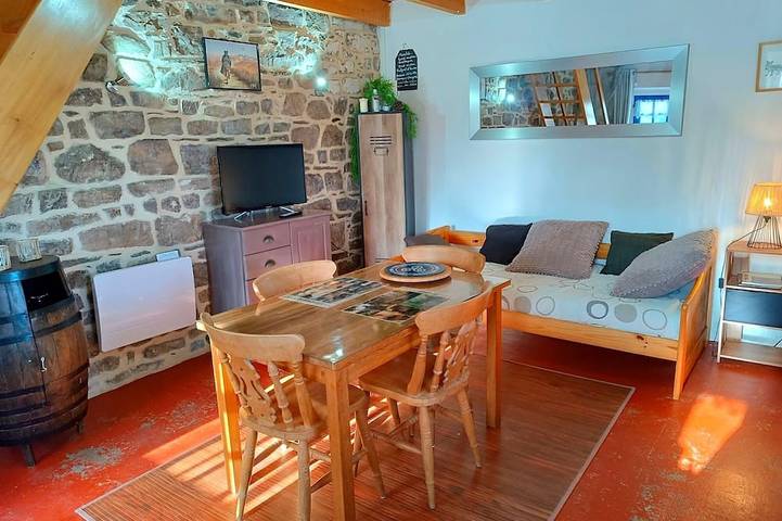 Gîte pour 2 personnes, avec jardin, animaux acceptés