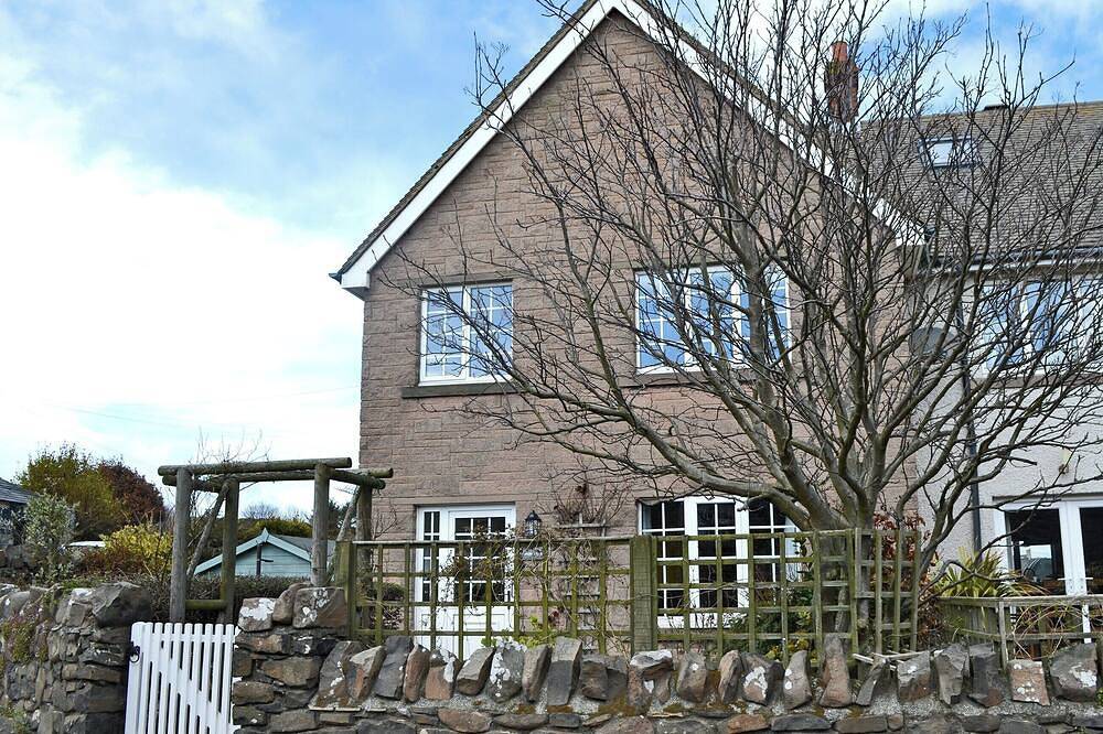 3 bedroom accommodation in Craster, near Alnwick in Craster, Northumberland