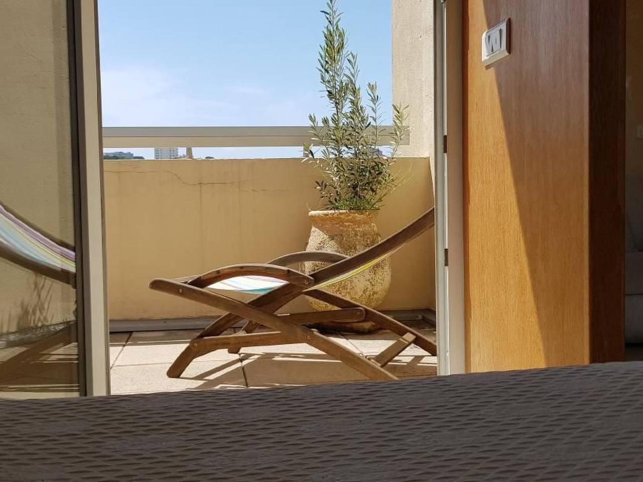 Apartamento entero, Möbliertes Studio Agachadou 25m2 mit 3 Terrassen 36m2 in Marsella, Marsella region