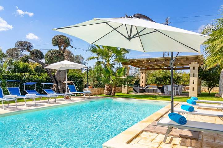 Villa pour 10 personnes avec jardin in San Vito dei Normanni, Salento