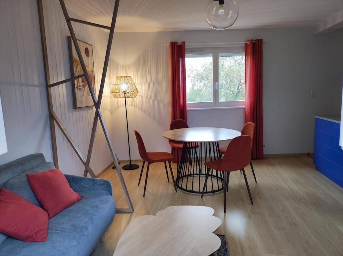 Appartement entier, Appartement 35m2 in Dompierre-les-Ormes, Région de Mâcon
