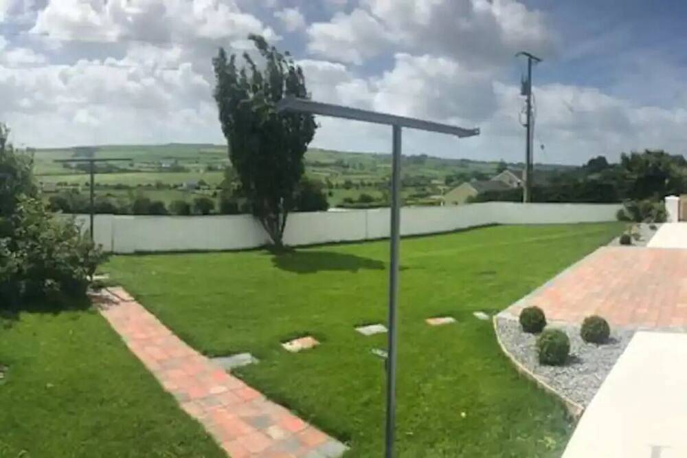 Quiet country house, adjacent to a working dairy farm in County Cork