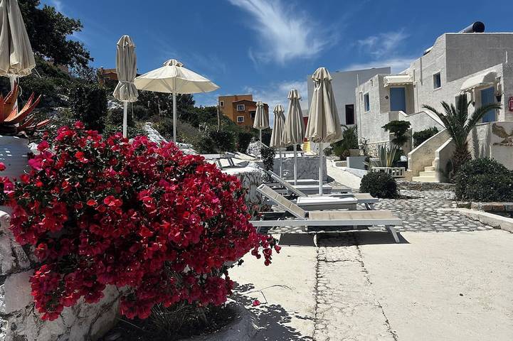 Villa for 15 people, with balcony and garden in Koutouloufari