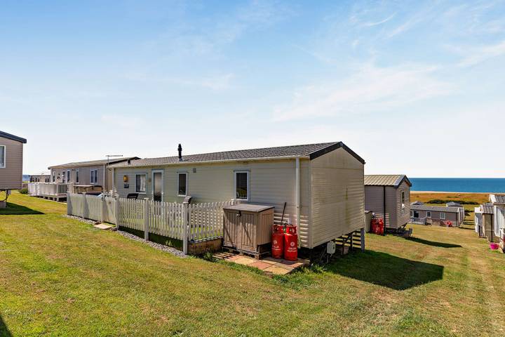 Chalet for 4 people, with garden in Weymouth