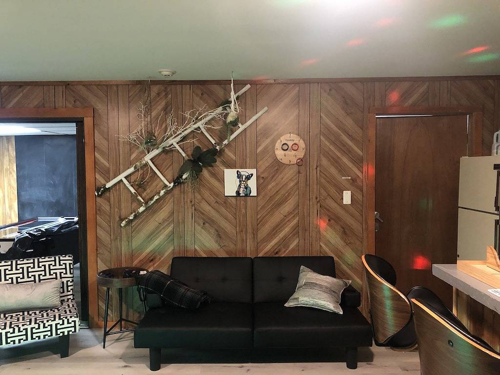 Silver Fox Wasserfront Ssmook Lux Pocono Zuhause, Hot Tub, Säge Creek Front in Saw Creek, Pike County