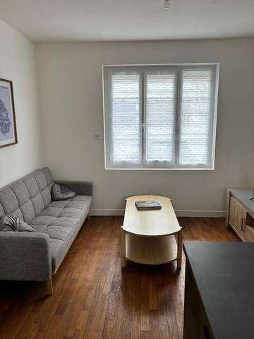 Location de vacances pour 3 personnes, avec jardin à Chaumont