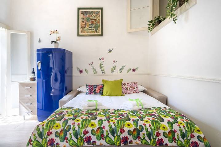Appartamento intero, GuestHost - La Bombetta Cheerful Apartment in Bari, Provincia di Bari