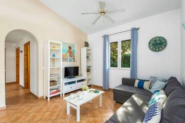 Villa in Ciutadella, Coast of Menorca für 6 