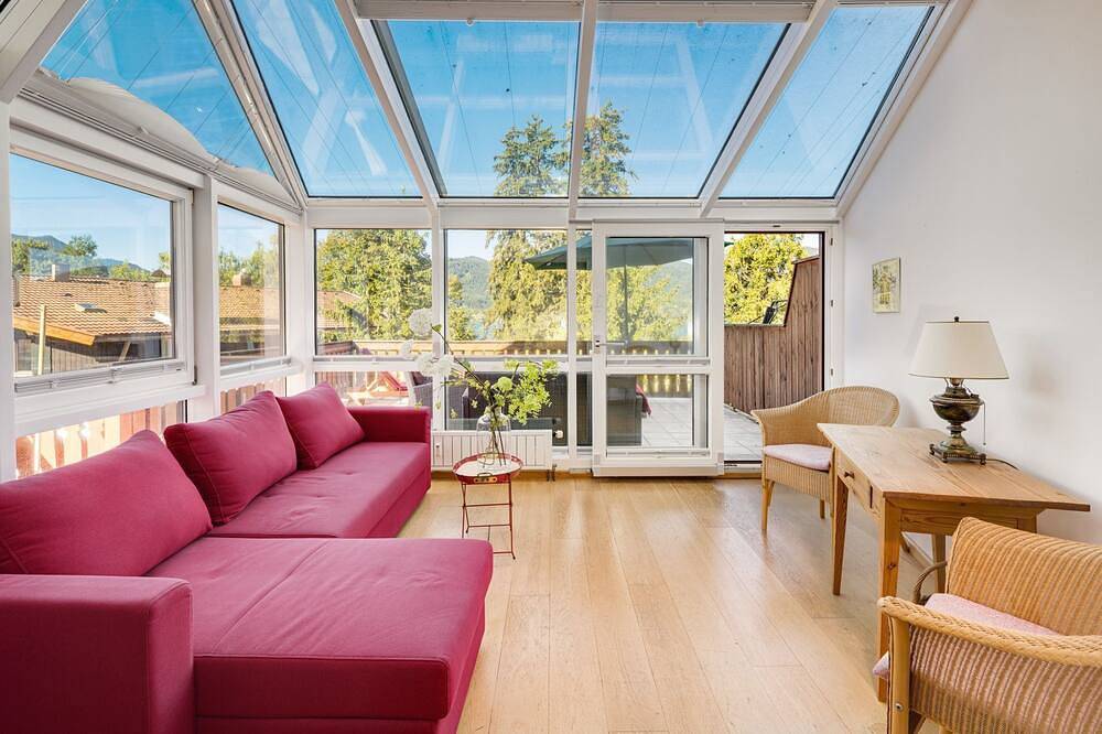 Ganze Wohnung, Ferienwohnung Tegernsee-Blick - Tegernsee-Blick mit Bergblick in Gmund, Bayerische Alpen