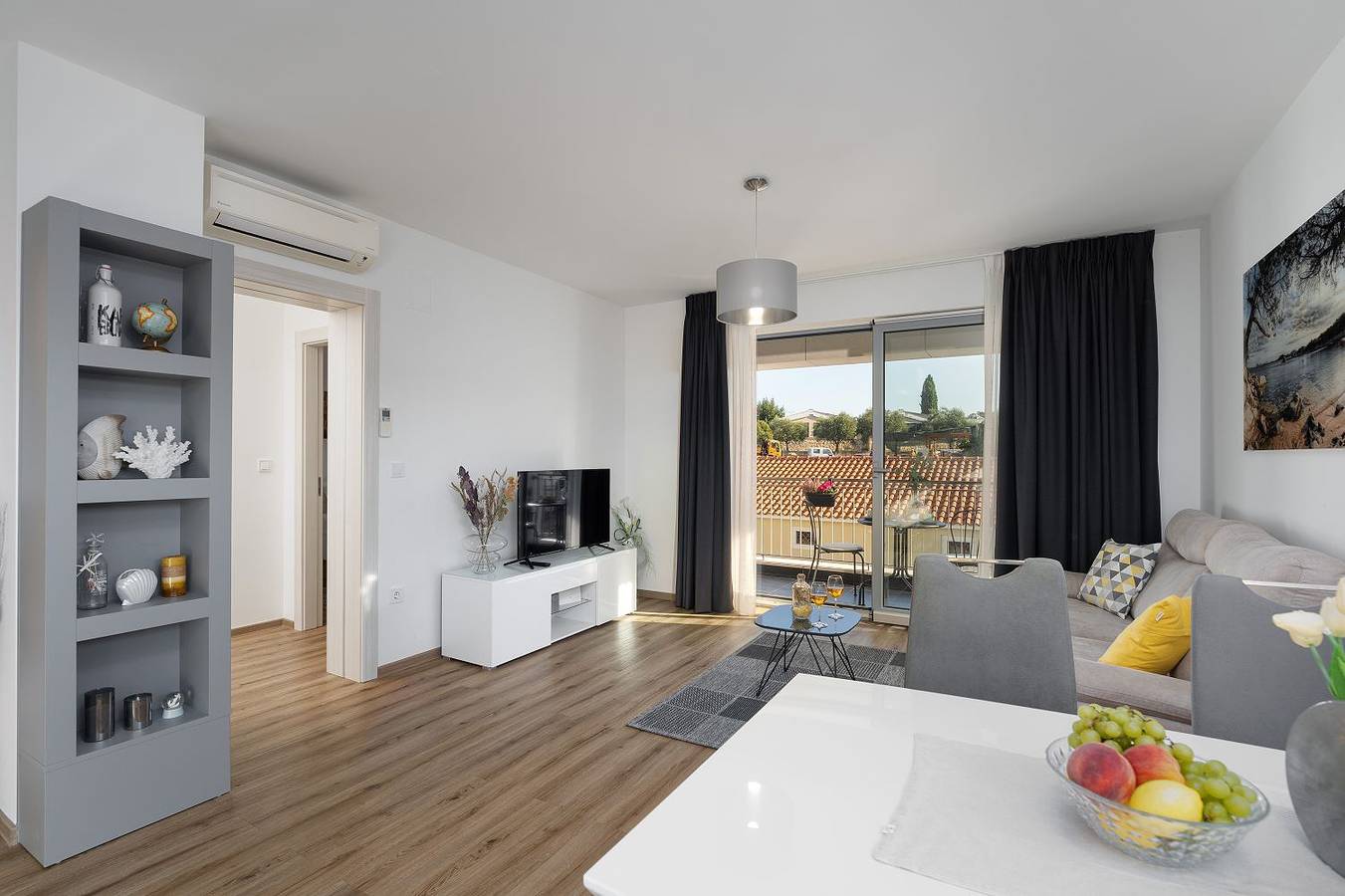 Ganze Wohnung, Exklusives Apartment nur 50 Meter zum Yachthafen und nur 300 Meter zum Strand in Vrsar, Općina Vrsar