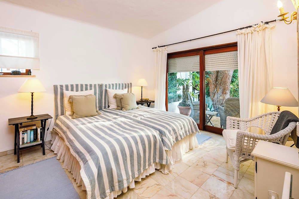 Villa Clarins - Beautiful Roof Terrace in Vale do Lobo, Almancil