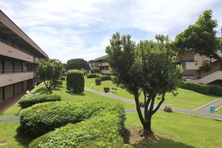 Ferienwohnung für 4 Personen, mit Balkon/Terrasse und Pool in Marina di Bibbona