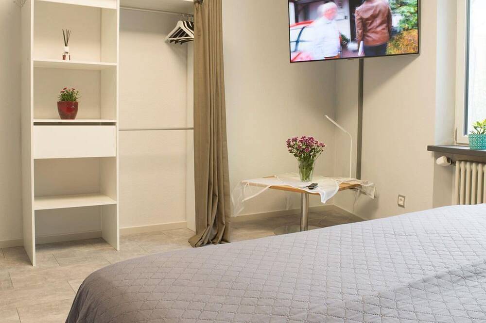 Ganze Wohnung, Ferienwohnung Maya in Losheim am See, Saar-Nahe-Bergland