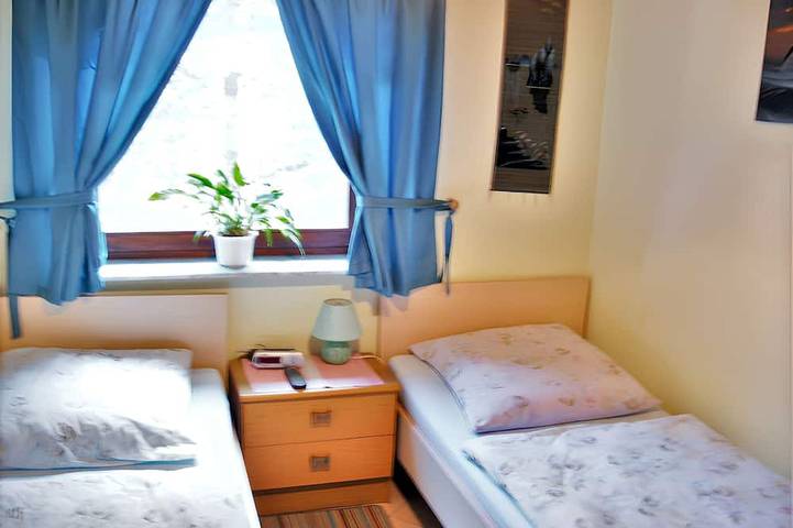 Ferienwohnung für 3 Personen, mit Terrasse und Garten sowie Pool in Rabenau - 4