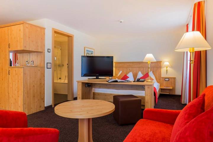 Hôtel pour 5 personnes, avec vue ainsi que terrasse et sauna à Täsch - 3