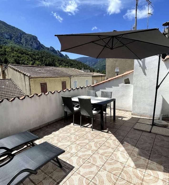Location de vacances pour 6 personnes, avec vue et terrasse à Axat - 2
