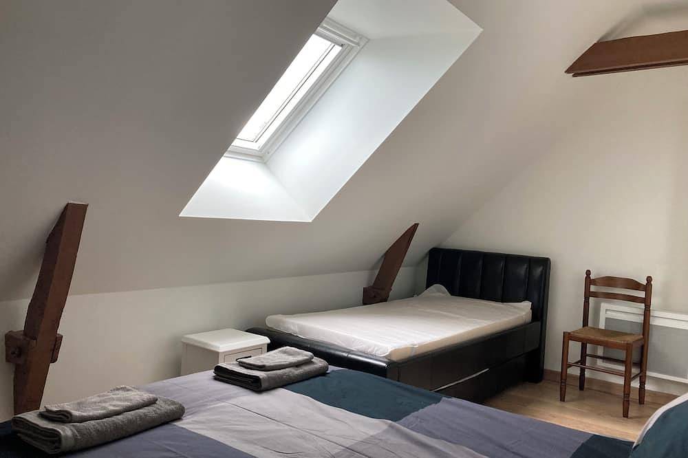 Appartement entier, Grand appartement familial  Les Druides in Saint-Malon-sur-Mel, Région de Rennes