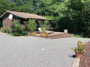 Cottage pour 2 personnes, avec jardin ainsi que piscine et vue à Pont-de-Labeaume