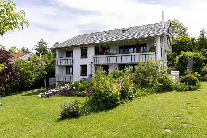 Ferienwohnung für 2 Personen, mit Balkon und Terrasse sowie Garten und Ausblick in Pilsensee - 4
