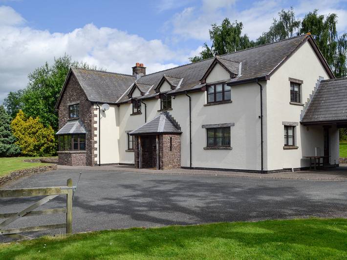 Cottage for 12 people, with Garden in Brecon Beacons