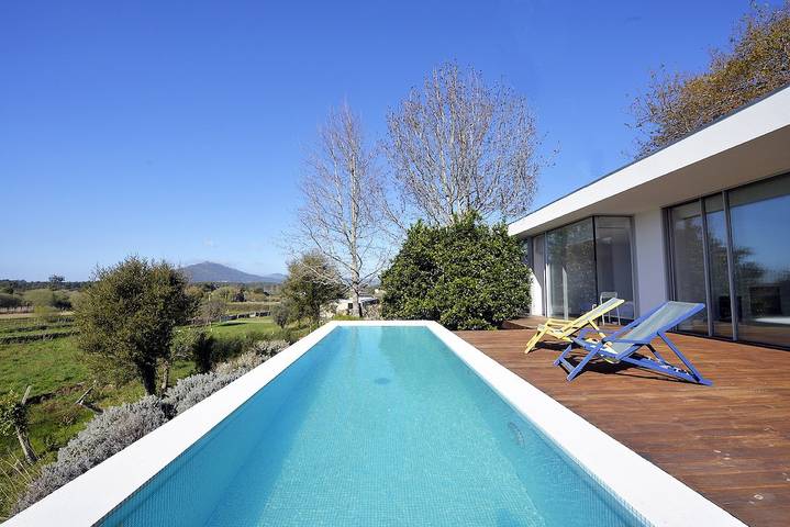 Location de vacances pour 4 personnes, avec piscine ainsi que vue sur l’océan et jardin dans Caminha - 2