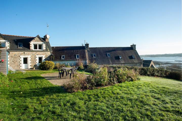 Ferienhaus für 10 Personen, mit Terrasse und Garten