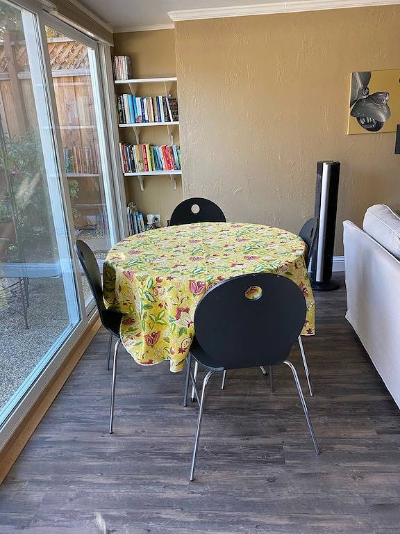 Gîte pour 2 personnes, avec jacuzzi ainsi que terrasse et jardin