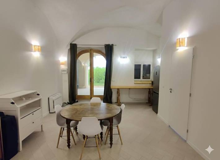 Gîte pour 4 personnes, avec terrasse et jardin à Neuville-sur-Saône - 4