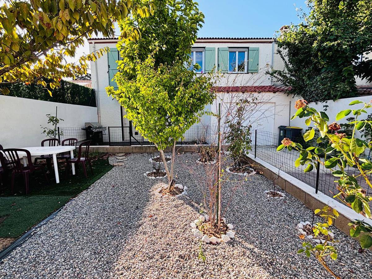 Appartement entier, Two-Bedroom Apartment in Cournonterral, Côte méditerranéenne (France)