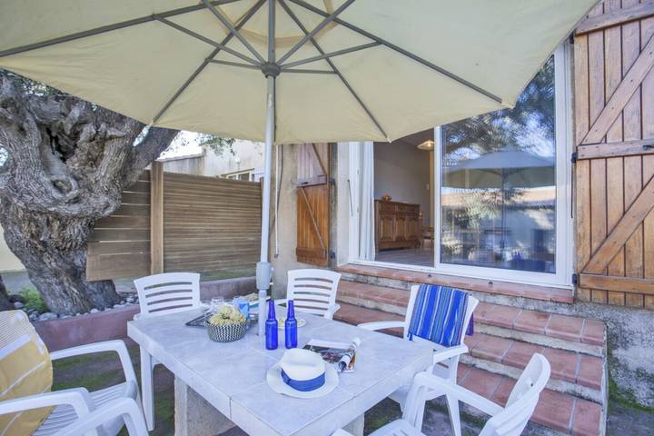 Gîte pour 2 personnes, avec terrasse à Monticello - 2