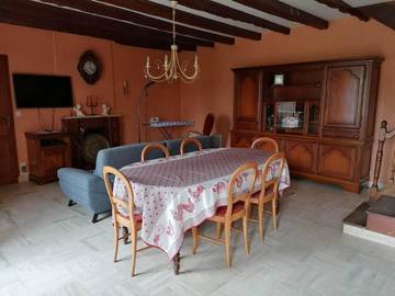 Location de vacances pour 6 personnes, avec jardin et vue dans Saint-Malon-sur-Mel
