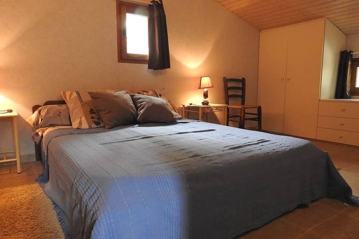 Gîte pour 8 personnes, avec jardin à Eymet - 3