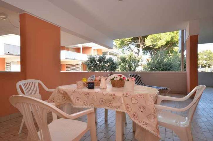 Appartamento intero, Appartamento con aria condizionata, balcone e piscina in Bibione, San Michele al Tagliamento